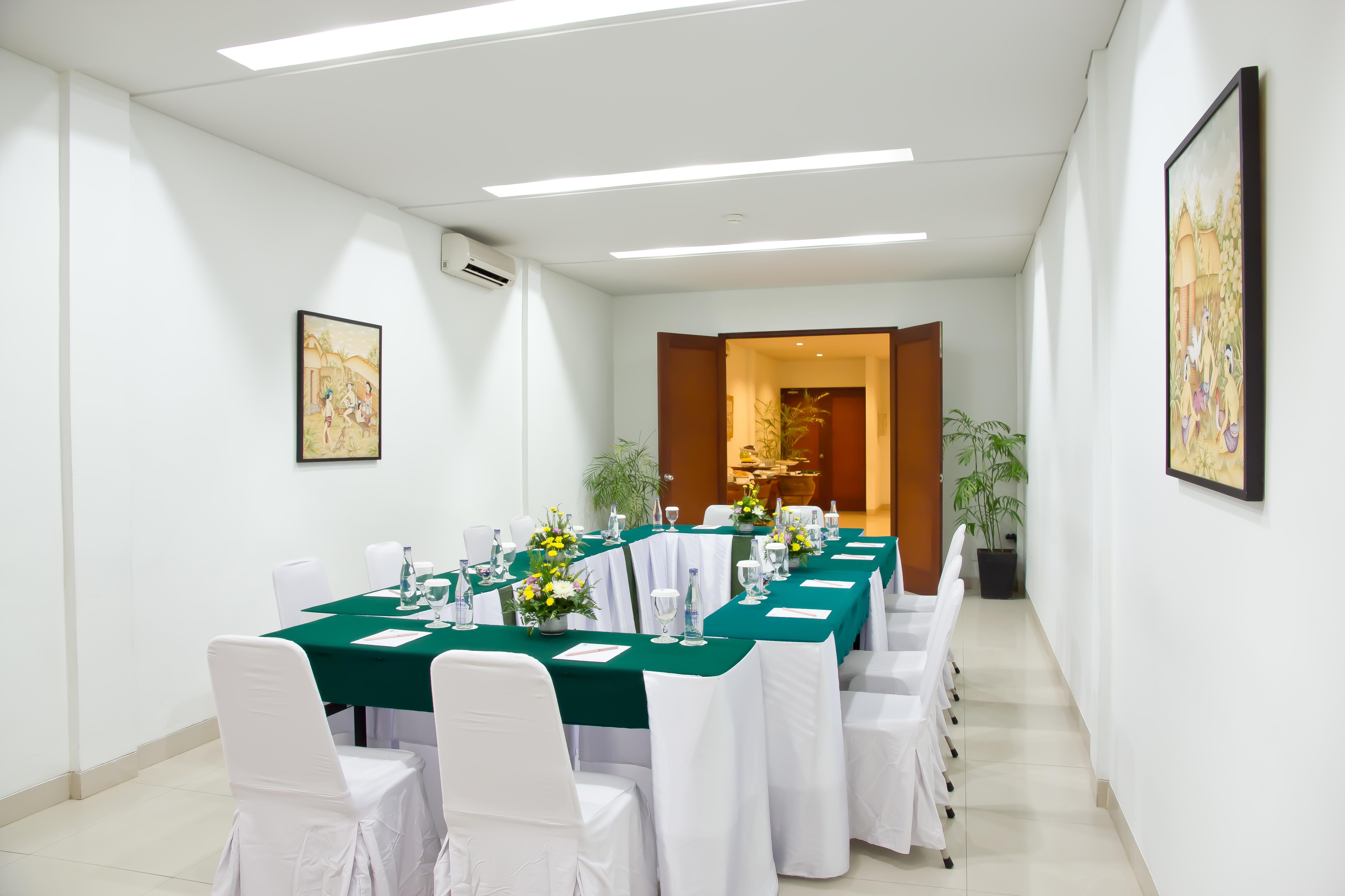 The Rani Hotel & Spa Kuta Lombok Eksteriør billede