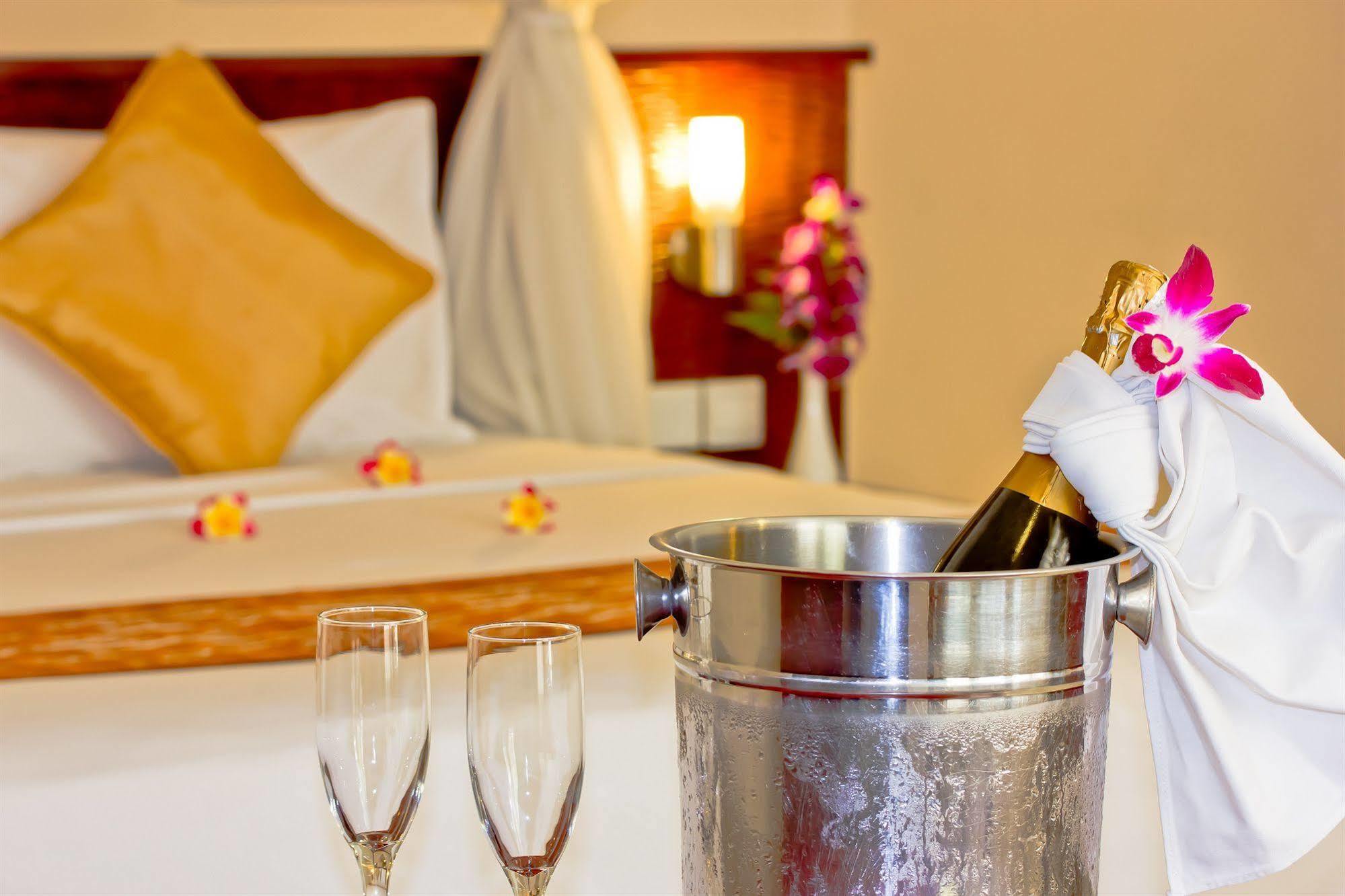 The Rani Hotel & Spa Kuta Lombok Eksteriør billede